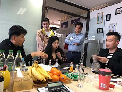 Korean client visit for glass containers with custom lids