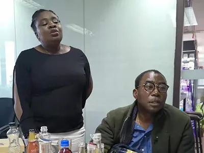 Canadian client from Sial China exhibition for glass beverage bottles