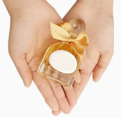 Available glass honey jar styles