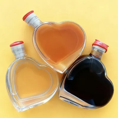 Available glass sauce bottle styles