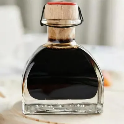 Available glass sauce bottle styles