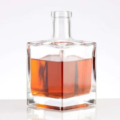 Square glass spirits bottles (500ml / 750ml)